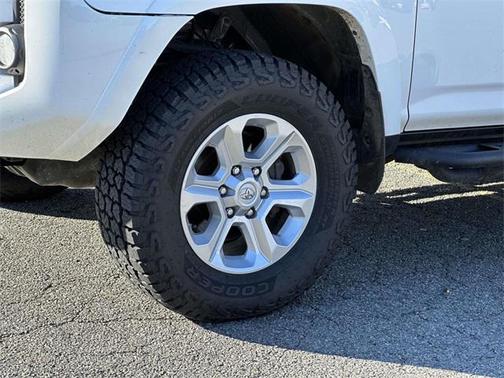 2020 Toyota 4Runner SR5