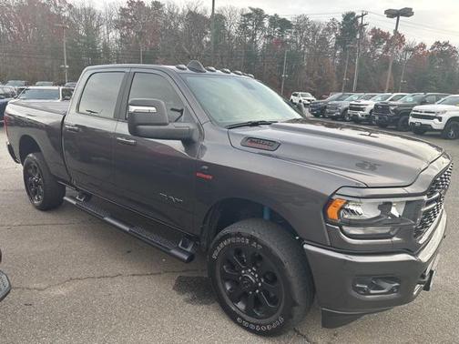 2023 RAM 2500 Big Horn Crew Cab 4x4 6'4' Box