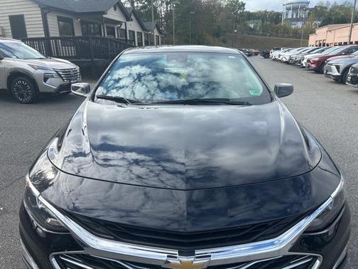 2021 Chevrolet Malibu FWD LT