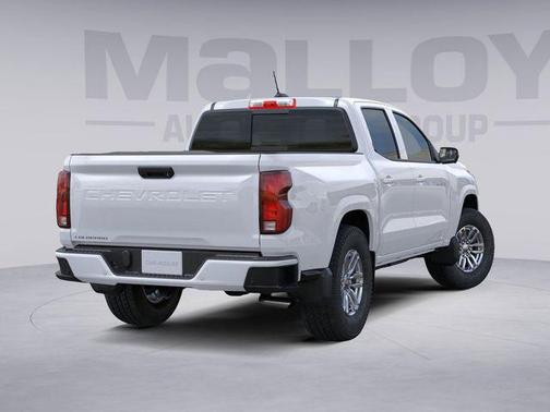 Summit White 2026 Chevrolet Colorado LT