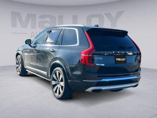 2021 Volvo XC90 T6 Inscription