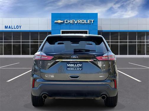 2020 Ford Edge SE