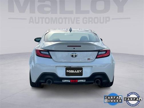 2025 Toyota GR86 Premium