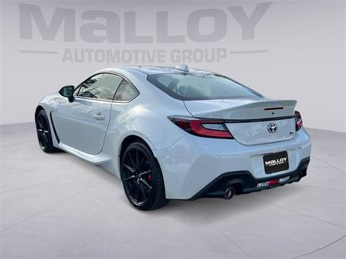 2025 Toyota GR86 Premium