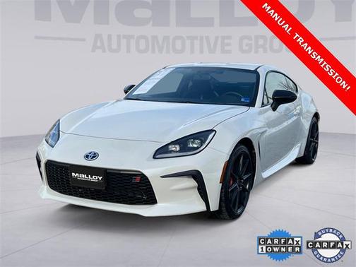 2025 Toyota GR86 Premium