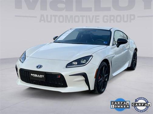 2025 Toyota GR86 Premium