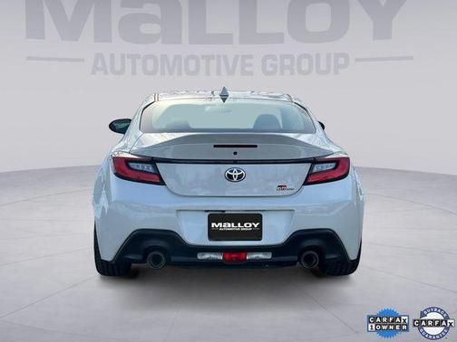 2025 Toyota GR86 Premium