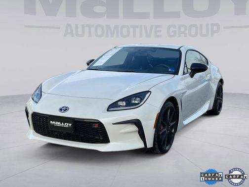 2025 Toyota GR86 Premium