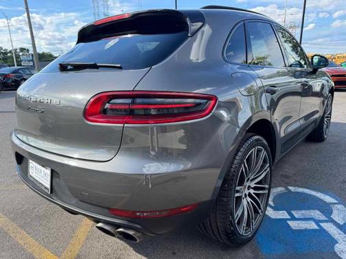 Black 2016 Porsche Macan S