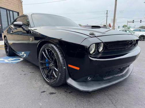 Pitch Black Clearcoat 2021 Dodge Challenger R/T Scat Pack