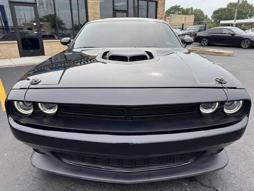 Pitch Black Clearcoat 2021 Dodge Challenger R/T Scat Pack