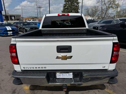Summit White 2018 Chevrolet Silverado 1500 LT