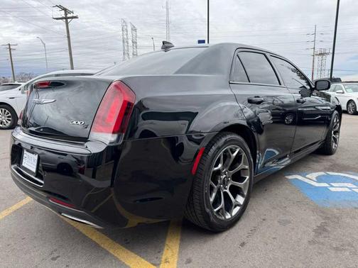 2015 Chrysler 300 S