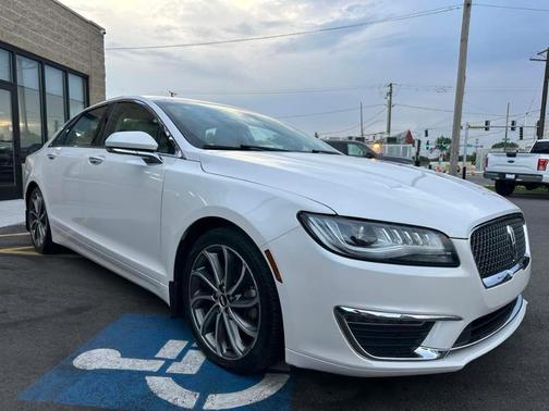 2018 Lincoln MKZ Select