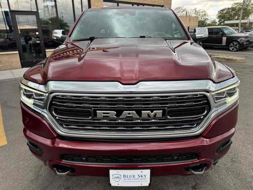 Delmonico Red Pearlcoat 2022 RAM 1500 Limited