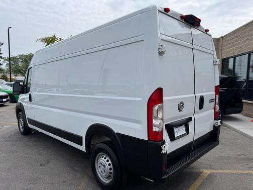 Bright White Clearcoat 2024 RAM ProMaster 2500 High Roof