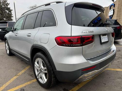 2020 Mercedes-Benz GLB 250 Base 4MATIC