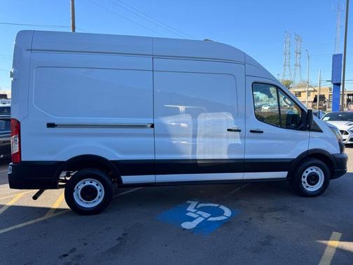 2021 Ford Transit-250 Base