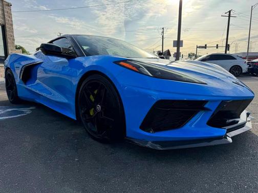 Rapid Blue 2020 Chevrolet Corvette Stingray w/2LT