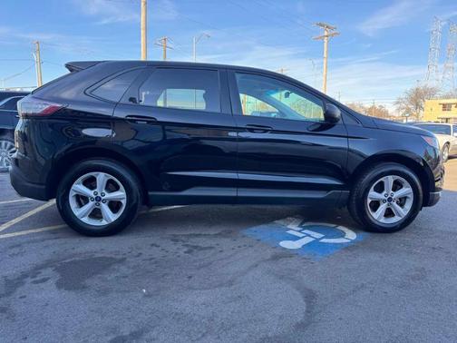 2018 Ford Edge SE
