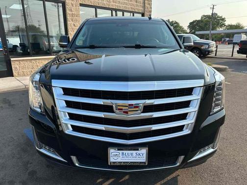 2017 Cadillac Escalade Luxury