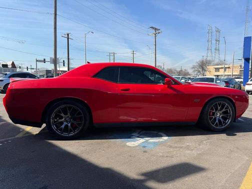 2015 Dodge Challenger SRT 392
