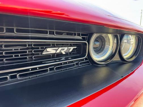 2015 Dodge Challenger SRT 392