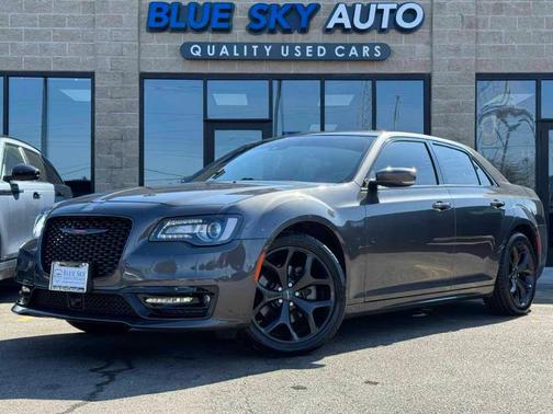 2022 Chrysler 300 S