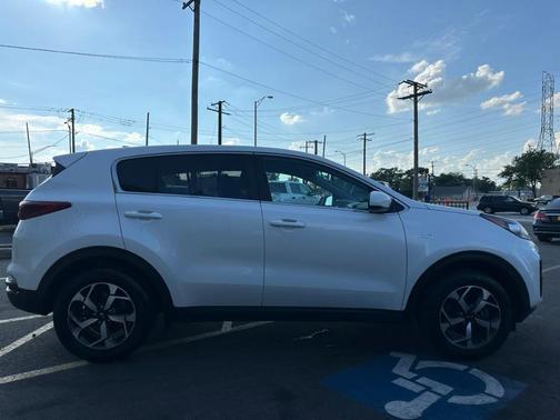 2021 Kia Sportage LX