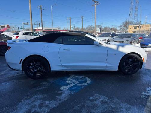 2017 Chevrolet Camaro 2LT