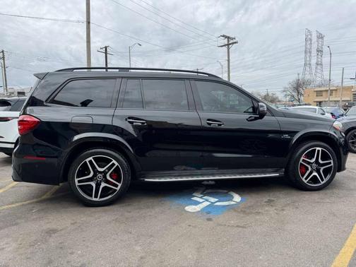 Obsidian Black Metallic 2019 Mercedes-Benz AMG GLS 63 Base 4MATIC