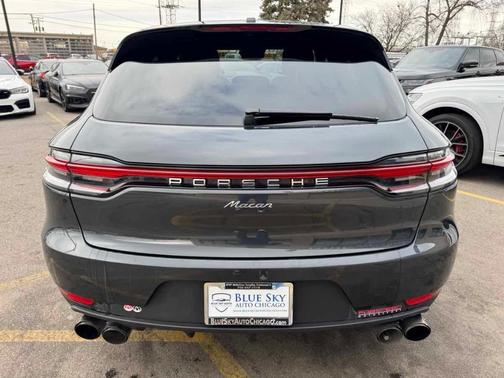 2020 Porsche Macan Base