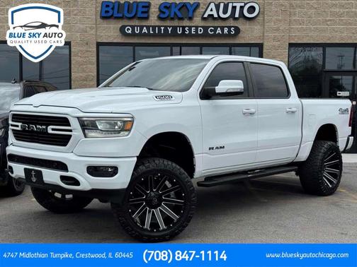 Bright White 2019 RAM 1500 Big Horn