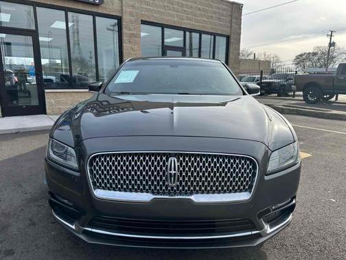 2017 Lincoln Continental Premier