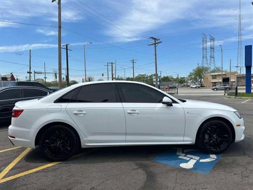 2017 Audi A4 Season of Audi Premium