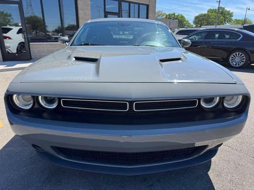 Destroyer Gray Clearcoat 2017 Dodge Challenger SXT
