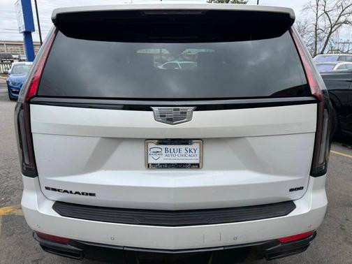 Crystal White Tri-Coat 2022 Cadillac Escalade Sport