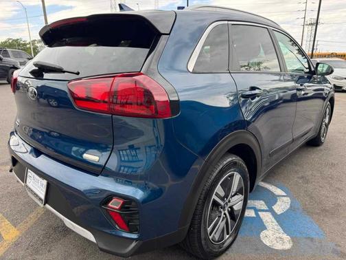 Deep Cerulean 2021 Kia Niro LXS