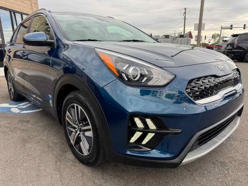 Deep Cerulean 2021 Kia Niro LXS