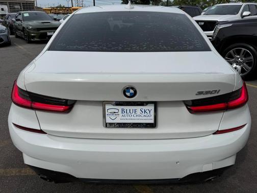 Alpine White 2021 BMW 330 i