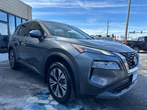 2022 Nissan Rogue SV