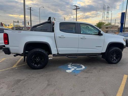 Summit White 2019 Chevrolet Colorado ZR2