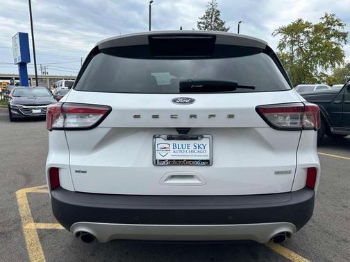 2020 Ford Escape SE
