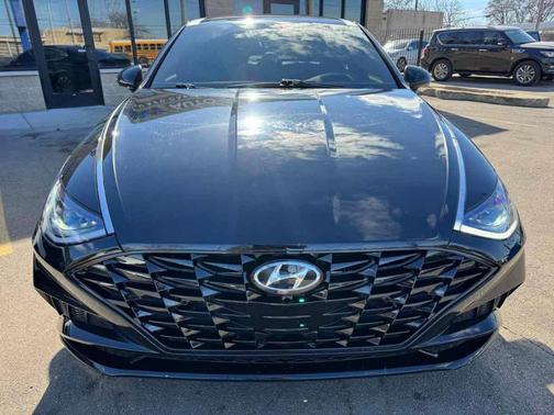 2020 Hyundai SONATA Limited