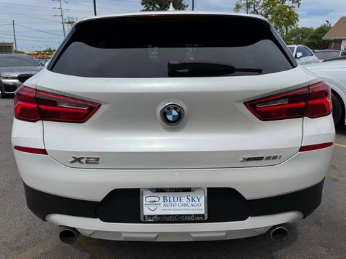 Mineral White Metallic 2018 BMW X2 xDrive28i