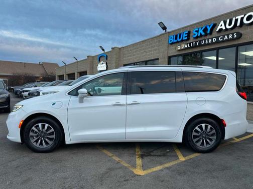 2021 Chrysler Pacifica Hybrid Touring L