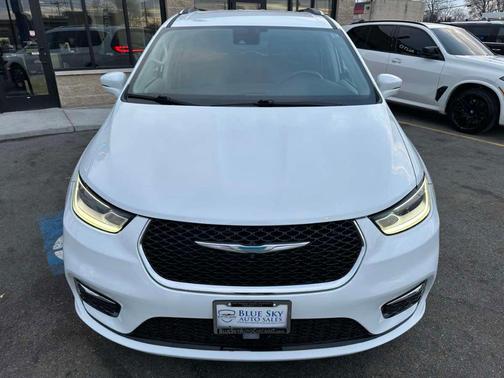 2021 Chrysler Pacifica Hybrid Touring L