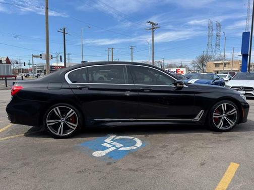 Black Sapphire Metallic 2016 BMW 750 i xDrive