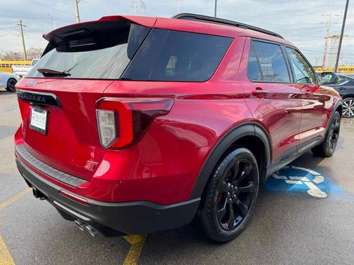 2020 Ford Explorer ST