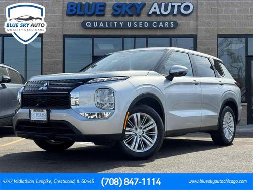 2024 Mitsubishi Outlander ES